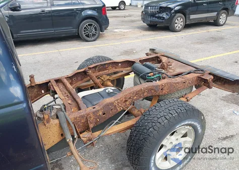 2003 Ford Ranger Xlt from USA, damaged, VIN 1FTYR15E93PB47917